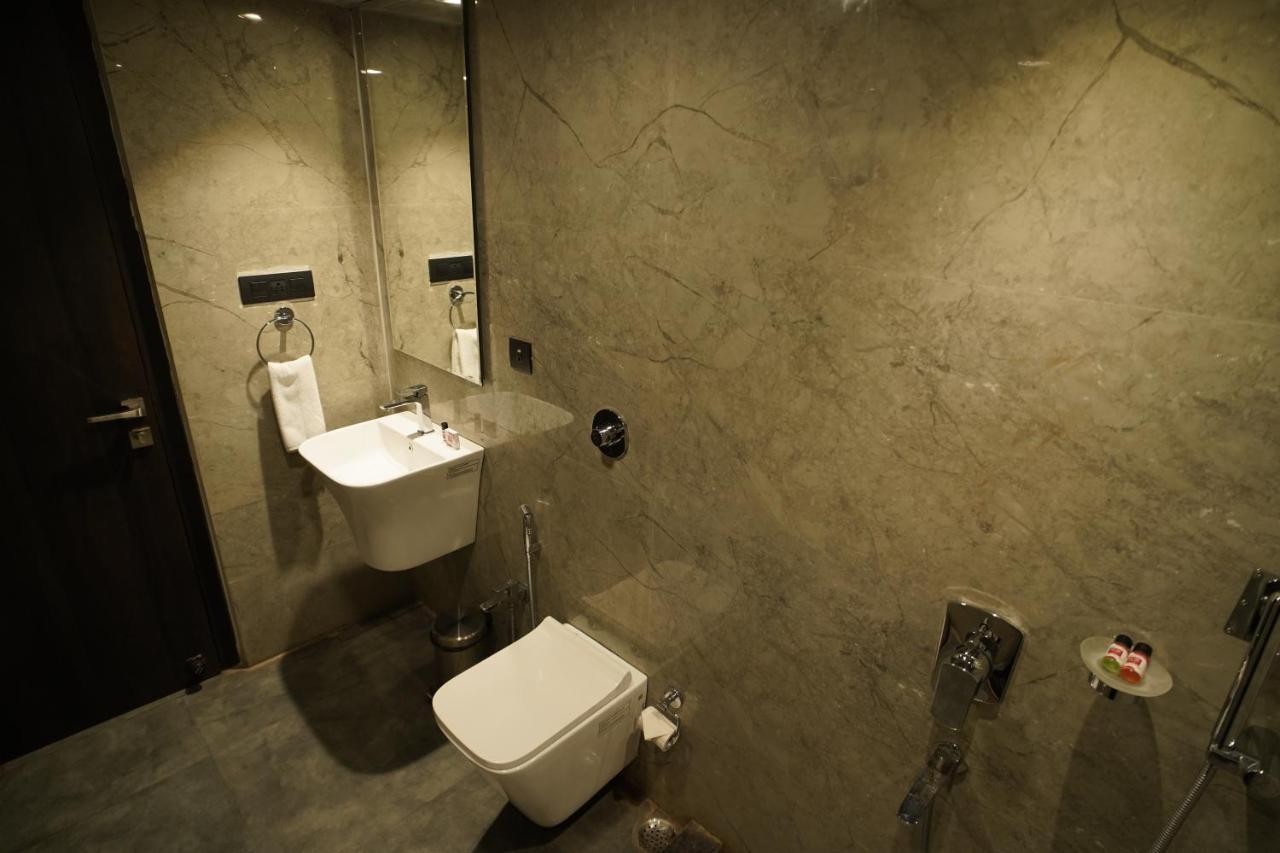Hotel Noxx Residency Hāora Zewnętrze zdjęcie