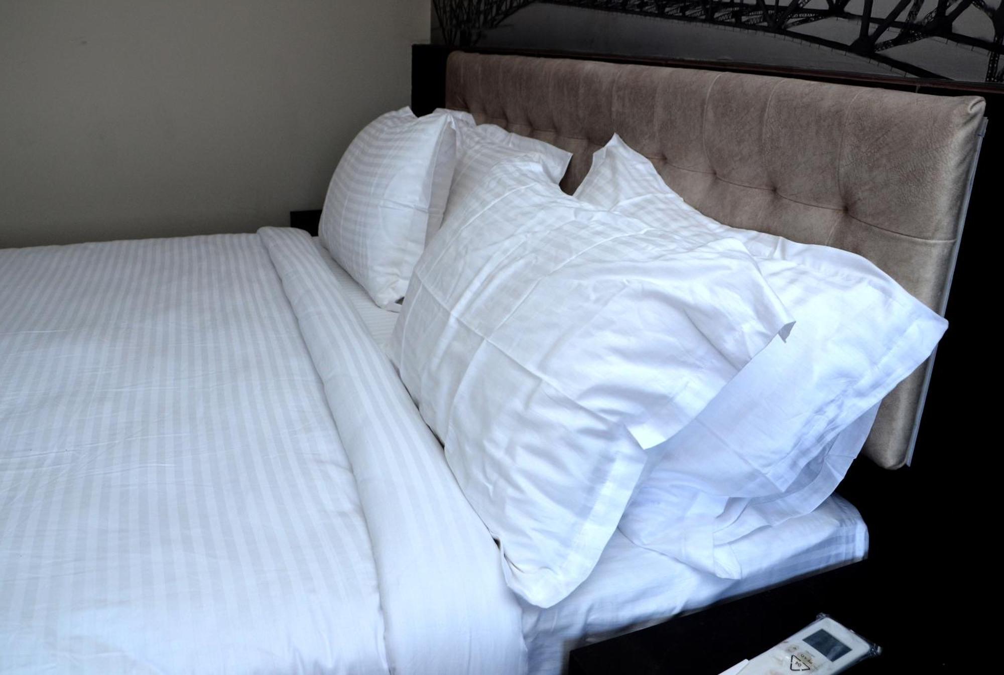 Hotel Noxx Residency Hāora Zewnętrze zdjęcie